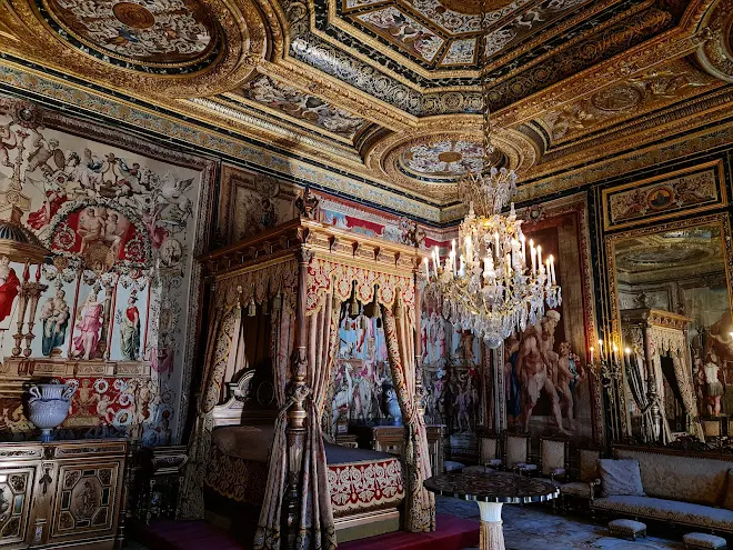 Chateau de Fontainebleau interior Chateau de Fontainebleau interior
