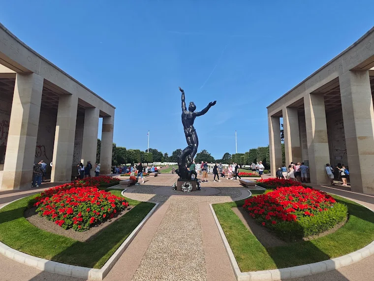 American Cemetery at Colleville-sur-Mer American Cemetery at Colleville-sur-Mer