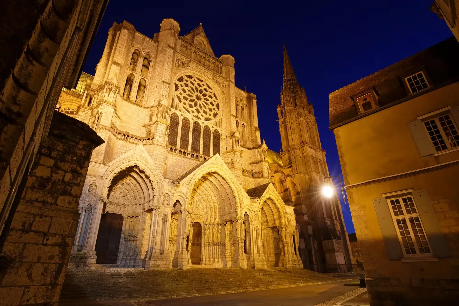 Cathédrale Notre-Dame de Chartres Cathédrale Notre-Dame de Chartres